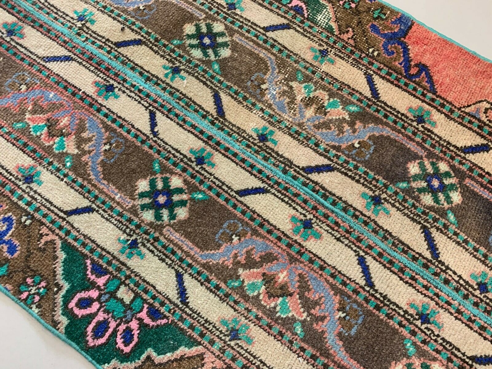 Distressed Turkish Rug 110x74 cm Vintage Shabby, Runner, Green, Brown Small kilimshop.myshopify.com