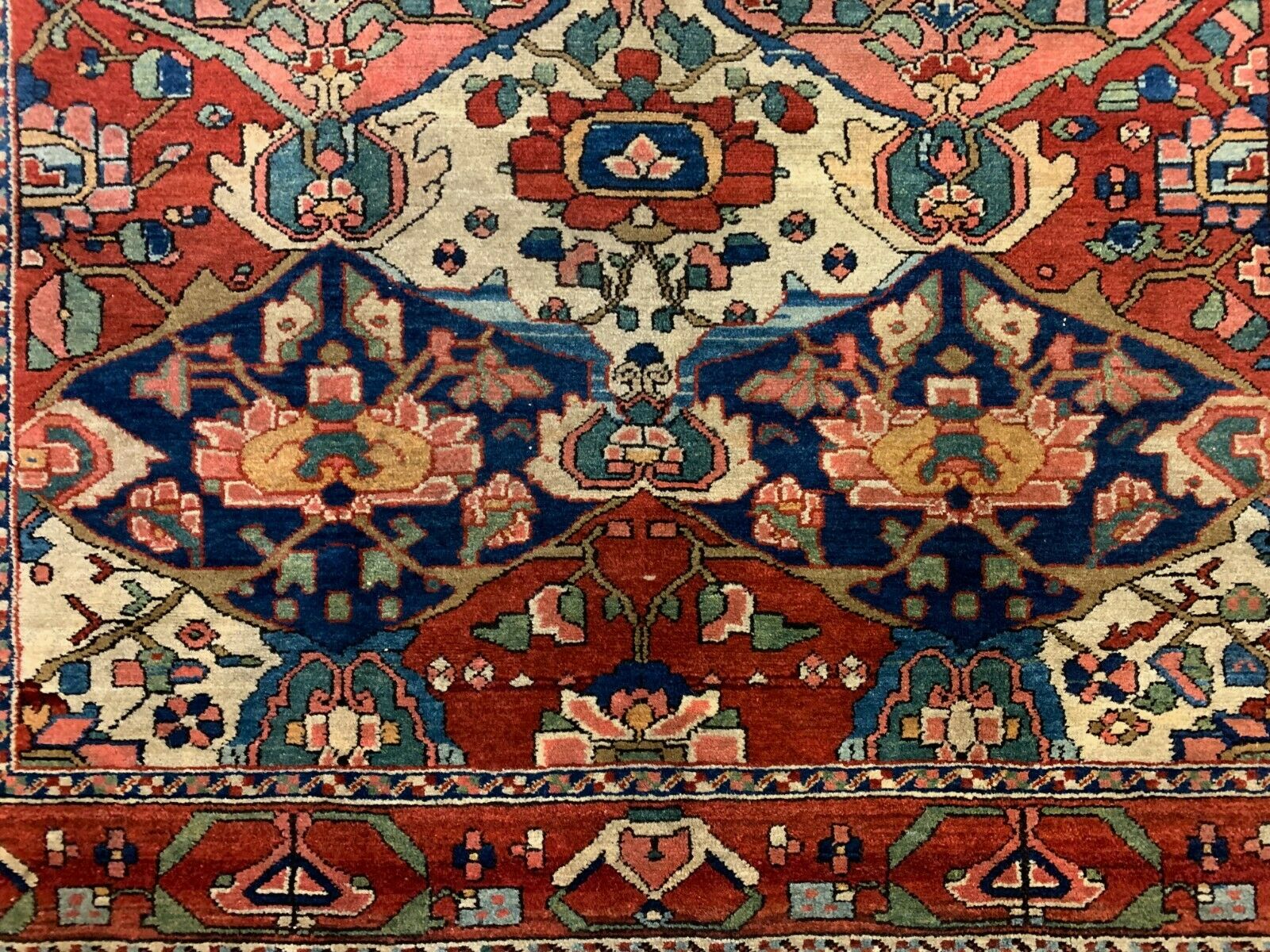 Antique Bakhtiari Rug 192x151 cm Wool Oriental Hand Made Carpet Red, Brown, Blue kilimshop.myshopify.com