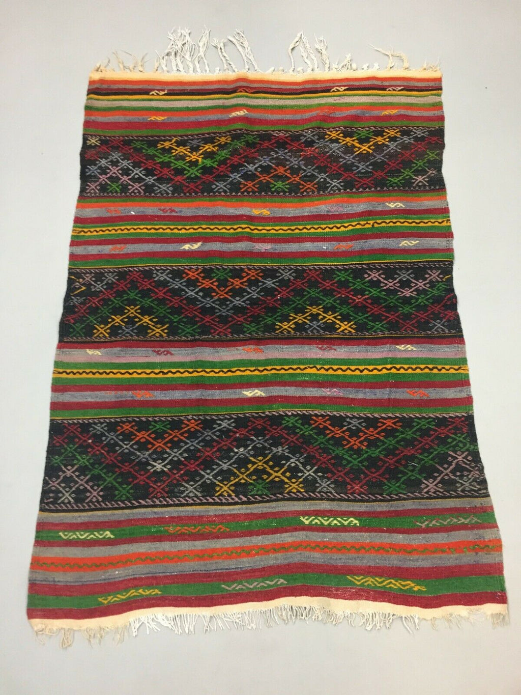 Vintage Turkish Kilim 170x118 cm Tribal Kelim Rug, Green, Red, Black, Medium