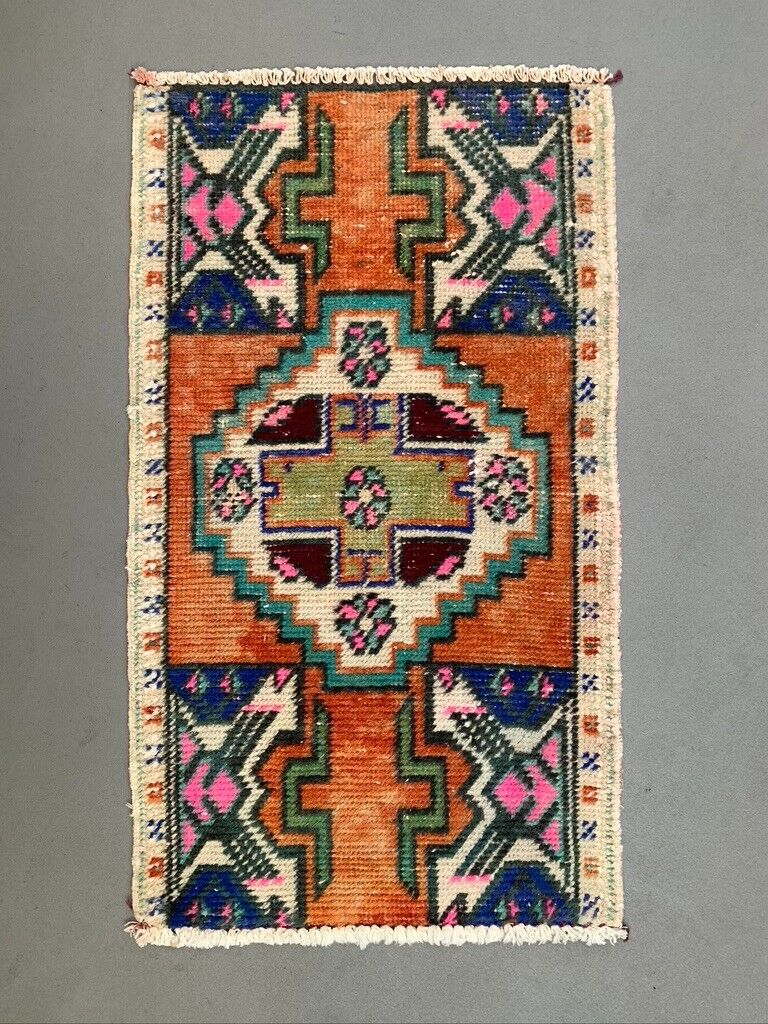 Small Vintage Turkish Rug 81x46 cm, Short Runner, Tribal, Shabby, Mini Carpet