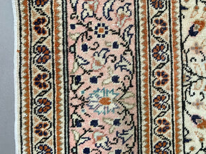 Vintage Turkish Rug 200x290 cm, Tribal Wool Carpet Large