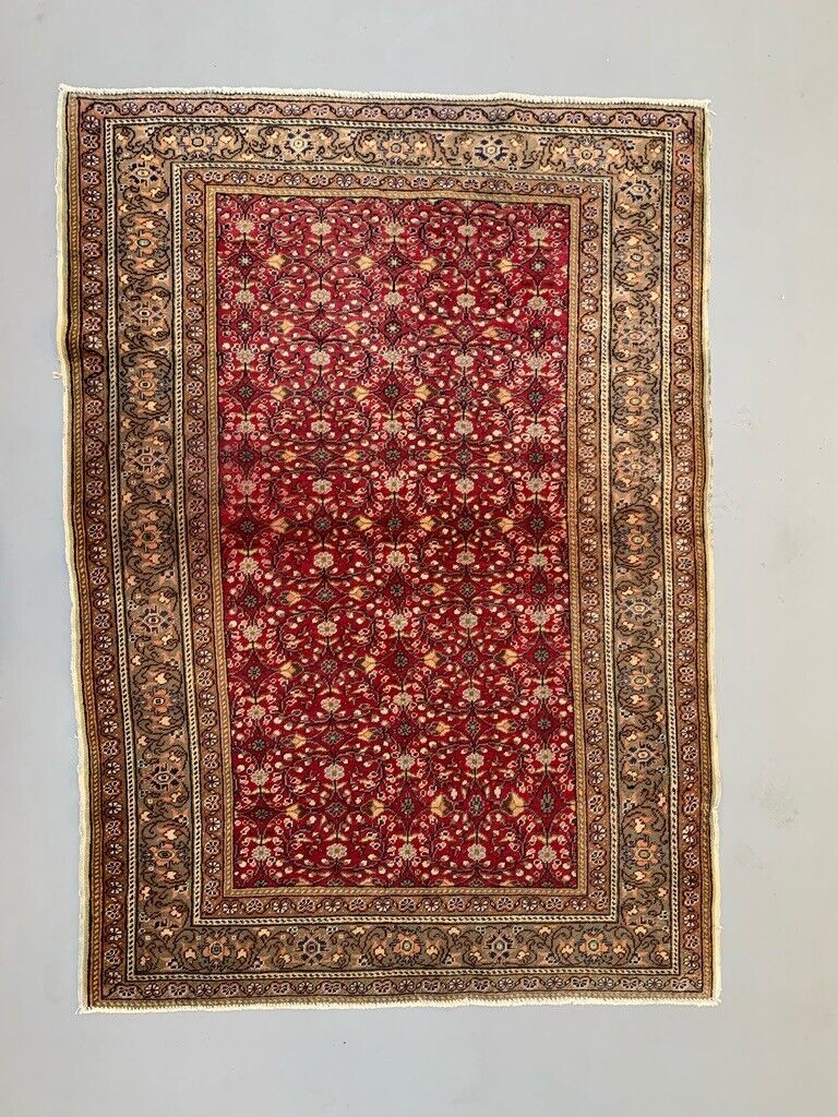 Vintage Turkish Rug 173x122 cm shabby carpet Central Anatolian Medium