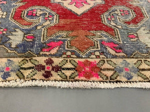 Vintage Turkish Oushak Rug 225x130 cm shabby carpet Ushak Region Medium