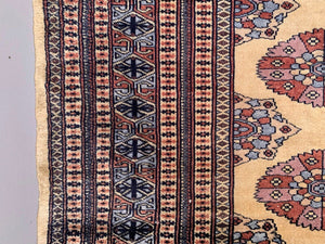 Fine Vintage Pakistani Rug, 290x190 cm Turkoman Bokhara Large, Shabby