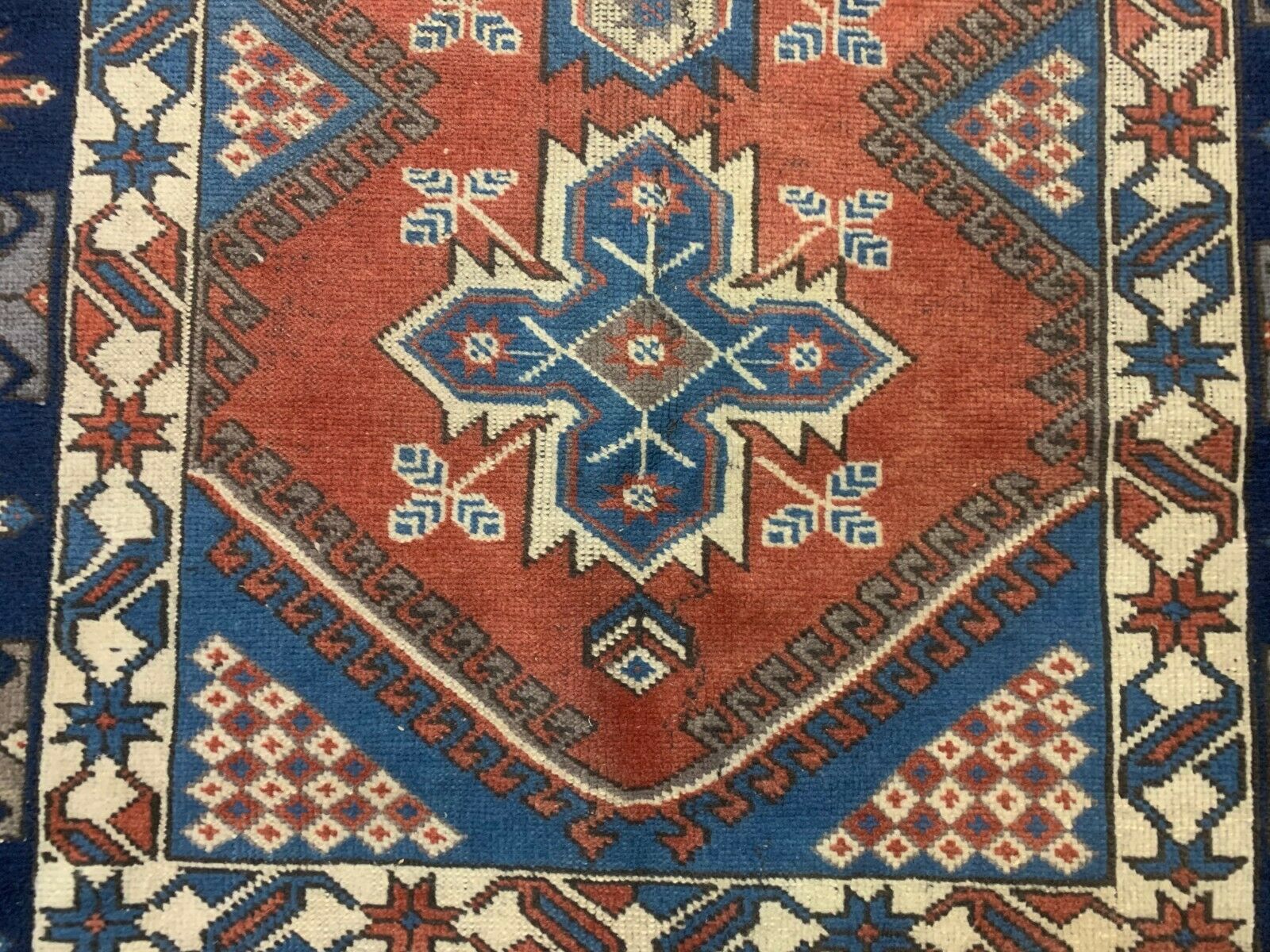Vintage Turkish Tribal Rug veg dye 175x118 cm Antique Turkish Carpet kilimshop.myshopify.com