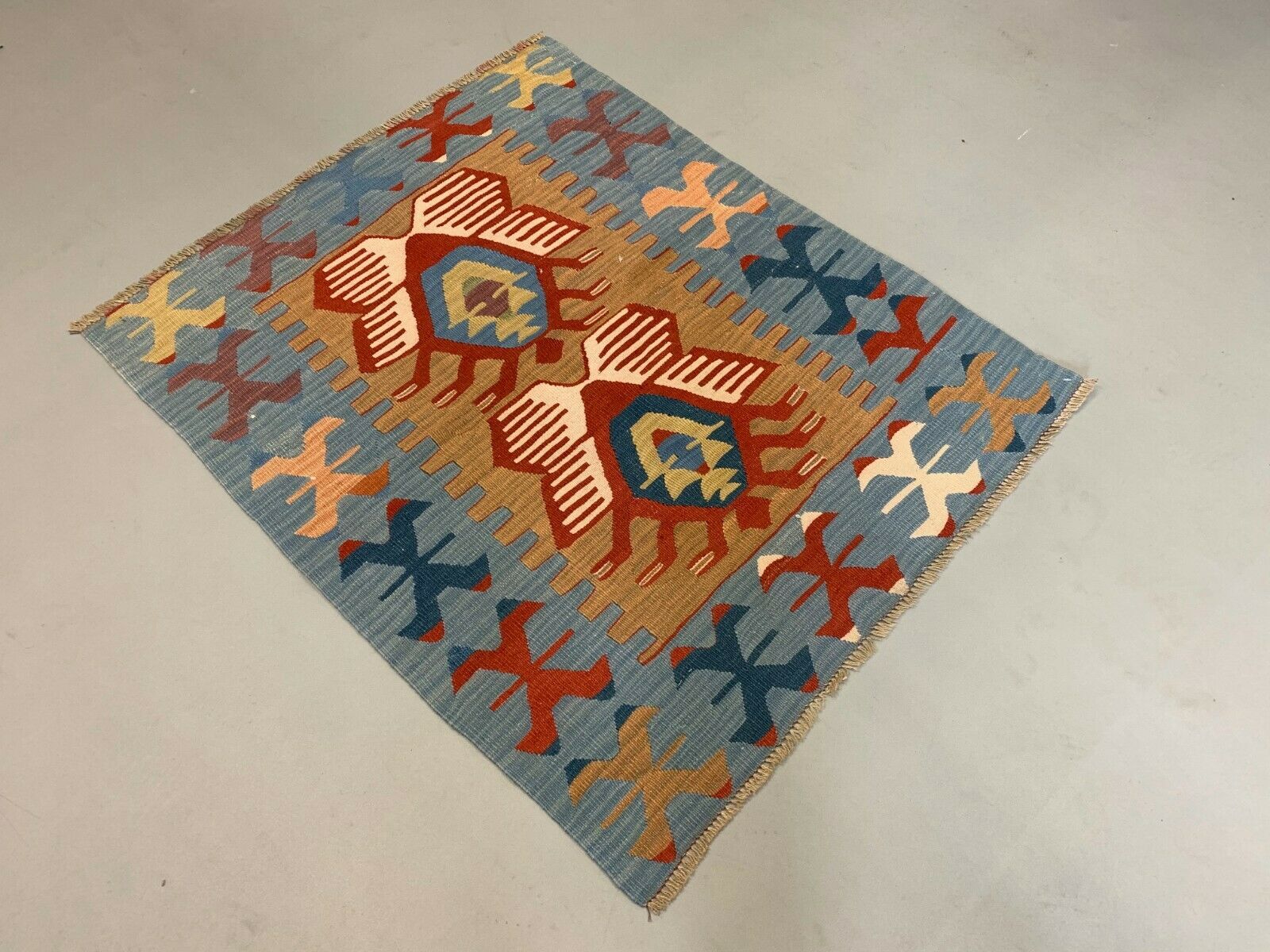 Small Vintage Turkish Kilim 107x86 cm Wool Kelim Rug Red Blue Brown