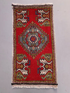 Small Vintage Turkish Rug 101x55 cm, Short Runner, Tribal, Shabby Chic