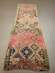 Vintage Turkish Kilim 453x130 cm Wool Kelim Rug Large Wide Runner Pink, Black kilimshop.myshopify.com