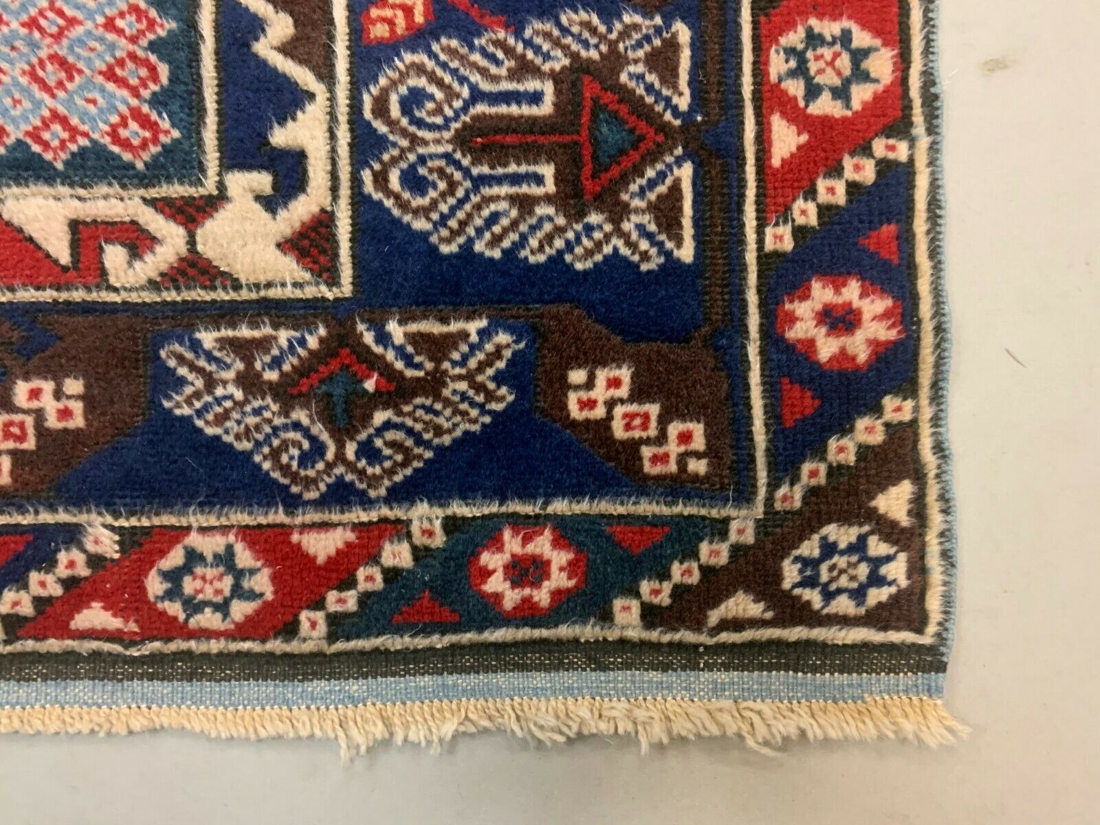 Vintage Turkish Tribal Rug veg dye 195x128 cm Turkish Carpet kilimshop.myshopify.com