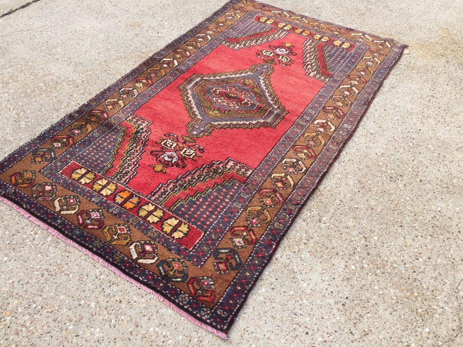 £950 Turkish Vintage Prayer Rug vegetable dye 195x112cm Persian Afghan Tribal Home, Furniture & DIY:Rugs & Carpets:Rugs kilimshop.myshopify.com