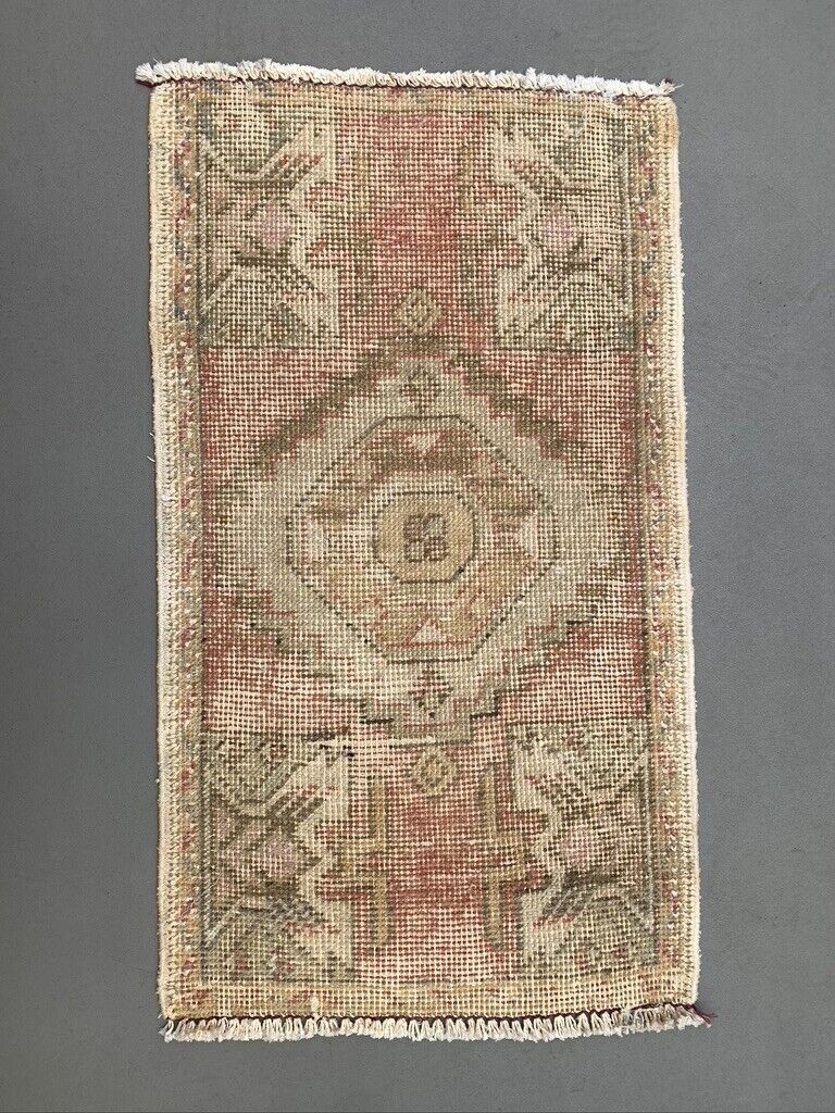 Small Vintage Turkish Rug 89x50 cm, Short Runner, Tribal, Shabby, Mini Carpet