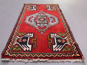 Small Vintage Turkish Rug 90x52 cm, Short Runner, Tribal, Shabby Chic