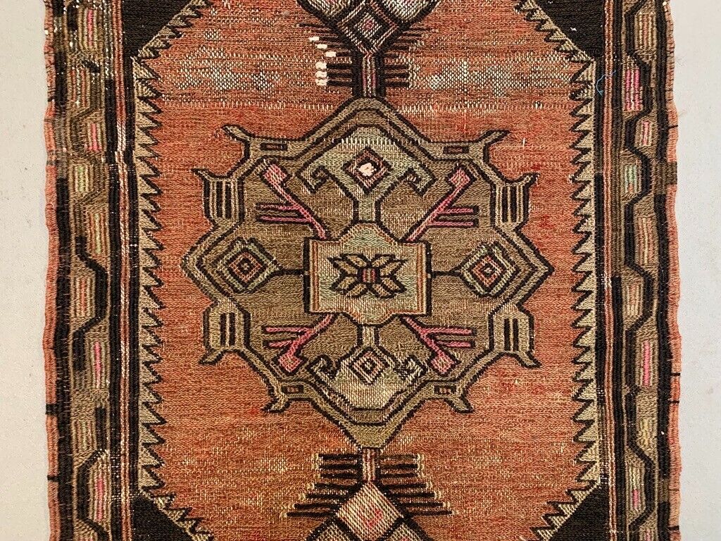 Vintage Turkish Mini Kilim 81x51 cm Wool Small Kelim Runner, shabby Chic