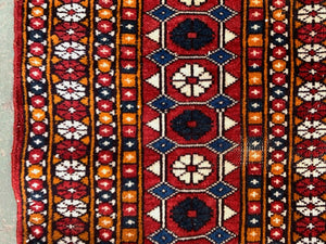 Antique Turkmen Yomut Rug, 192x125 cm Turkoman Bokhara Red Black Beige